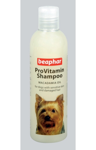 Шампунь для собак с чувствительной кожей с маслом австралийского ореха Pro Vitamin, Beaphar от зоомагазина Дино Зоо